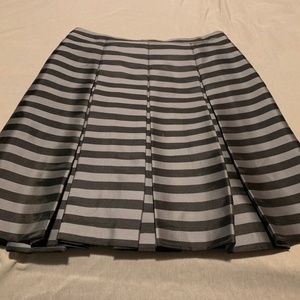 Halogen dark grey and white skirt